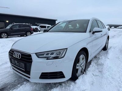 Weiß Gebraucht 2017 Audi A4 Ambiente Kombi | 13.999 € (Guter Preis)
