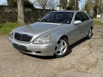 Używany Mercedes S430 279 KM (205 kW) 2001 Srebrny Sedan/Limuzyna