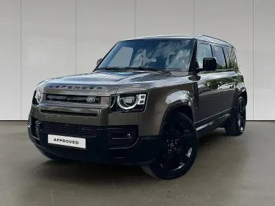 Gebraucht Land Rover Defender HSE Dynamic 405 PS (297 kW) 2023 Gondwana stone gloss SUV