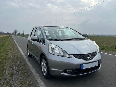 Gebraucht Honda Jazz S 90 PS (66 kW) 2010 Silber Kleinwagen