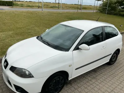 Gebraucht Seat Ibiza 64 PS (47 kW) 2007 Weiß Kleinwagen