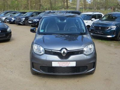 Usado Renault Twingo Zen 65 HP (47 kW) 2022 Cinzento Citadino