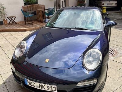 Porsche 911 Carrera