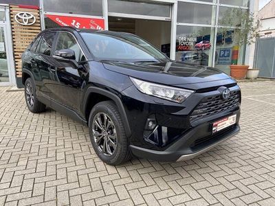 Schwarz Gebraucht 2024 Toyota RAV4 Hybrid Team SUV | 43.500 € (Fairer Preis)