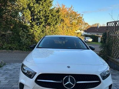 Mercedes B220