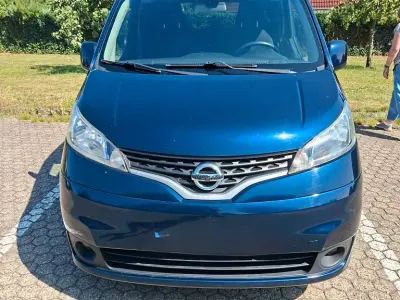 Gebraucht Nissan Evalia 110 PS (80 kW) 2018 Blau Van / Kleinbus