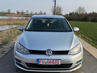 Gebraucht VW Golf VII 105 PS (77 kW) 2013 Silber Kleinwagen