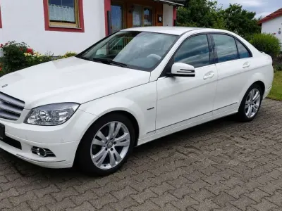 Gebraucht Mercedes C200 Avantgarde 136 PS (100 kW) 2009 Limousine