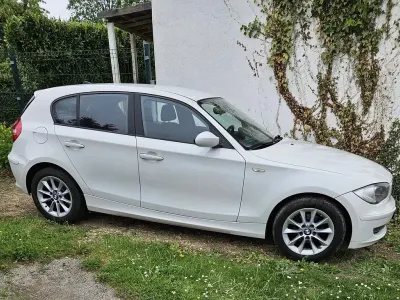 Gebraucht BMW 116 122 PS (89 kW) 2008 Weiß Kleinwagen