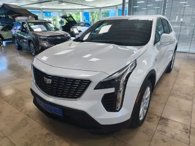 Gebraucht Cadillac XT4 174 PS (127 kW) 2022 Weiß SUV