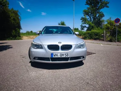 Gebraucht BMW 525 Sport Line 192 PS (141 kW) 2004 Silber Limousine