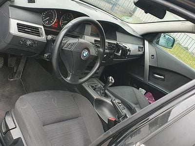 Gebraucht BMW 523 177 PS (130 kW) 2006 Schwarz Limousine
