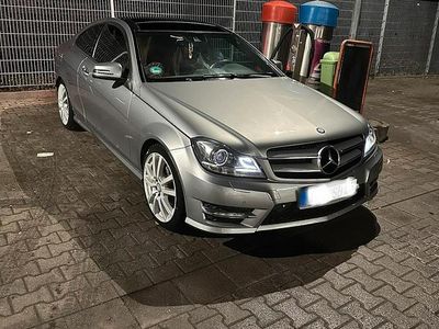 Gebraucht Mercedes C250 AMG 204 PS (150 kW) 2012 Silber Coupé