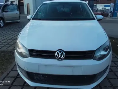 Usata VW Polo Comfortline 75 CV (55 kW) 2011 Bianco Utilitaria
