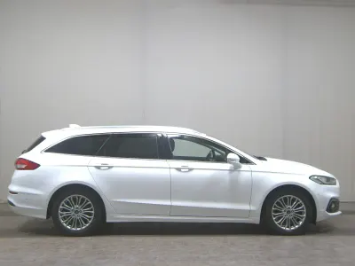 Gebraucht Ford Mondeo Titanium 150 PS (110 kW) 2020 Weiss Kombi