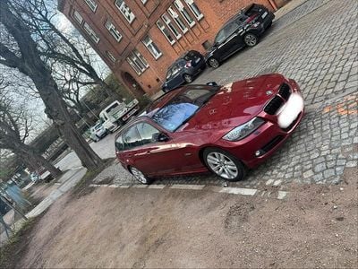 Gebraucht BMW 320 2010 Rot Kombi