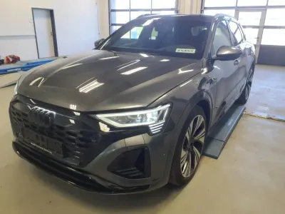 Gebraucht Audi Q8 e-tron S-Line 300 kW (408 PS) 2024 Grau SUV
