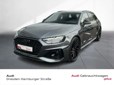 Gebraucht Audi RS4 Comfort 450 PS (330 kW) 2024 Daytonagrau perleffekt Kombi