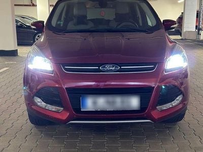 Gebraucht Ford Kuga Titanium 180 PS (132 kW) 2015 Rot SUV