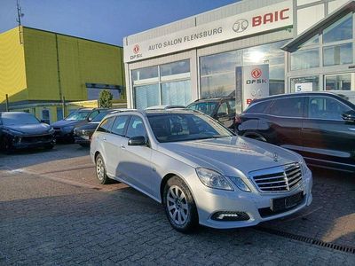 Gebraucht Mercedes E200 184 PS (135 kW) 2010 Grau Kombi