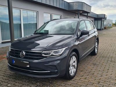 gebraucht VW Tiguan 2.0 TDI SCR DSG 4MOTION Life Life