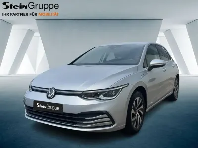 Gebraucht VW Golf VIII Style 204 PS (150 kW) 2022 Silber Limousine