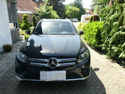 Używany Mercedes GLC250 AMG line 204 KM (150 kW) 2017 Czarny SUV
