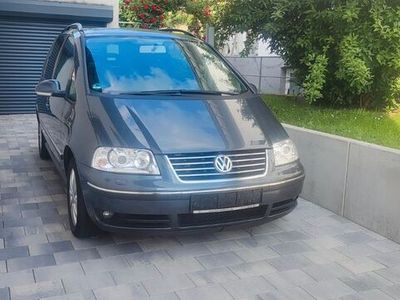 VW Sharan