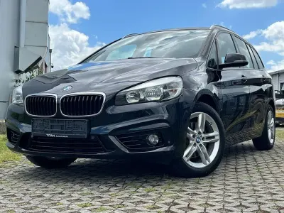 Gebraucht BMW 218 Gran Tourer Sport Line 150 PS (110 kW) 2016 Schwarz Van / Kleinbus