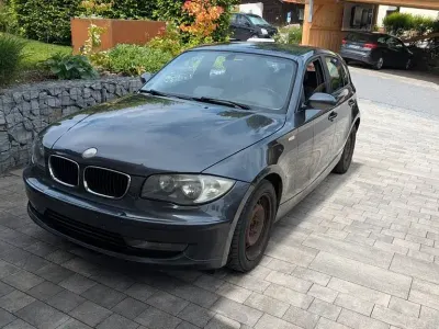 Gebraucht BMW 116 122 PS (89 kW) 2007 Grau Kleinwagen