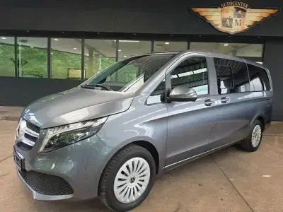 Gebraucht Mercedes V250 190 PS (139 kW) 2024 Grau Van / Kleinbus