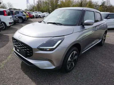 Neu Suzuki Swift Comfort+ 83 PS (61 kW) 2026 Premium silver metallic Kleinwagen