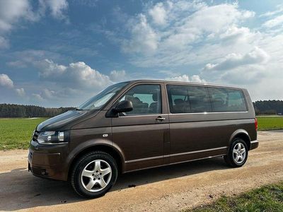 Gebraucht VW T5 Comfortline 140 PS (102 kW) 2010 Braun Van