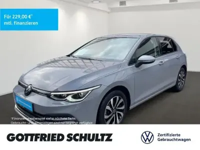 Usata VW Golf VIII Active 150 CV (110 kW) 2023 Grigio Berlina