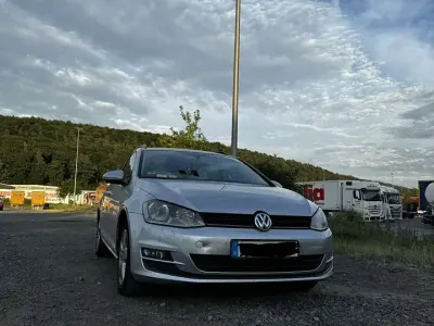 Gebraucht VW Golf VII Trendline 110 PS (80 kW) 2015 Grau Kombi