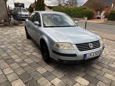 Gebraucht VW Passat Comfortline 131 PS (96 kW) 2003 Limousine