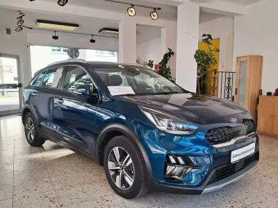 Używany Kia Niro Vision 141 KM (103 kW) 2020 Niebieski SUV
