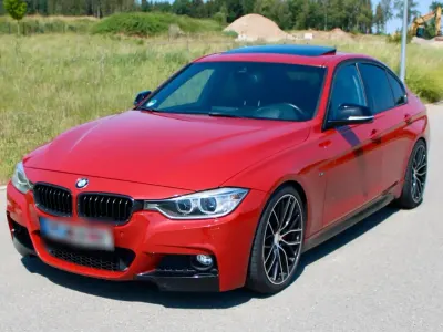 Gebraucht BMW 335 306 PS (225 kW) 2011 Rot Limousine