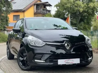 Gebraucht Renault Clio IV LIMITED 90 PS (66 kW) 2017 Schwarz Limousine