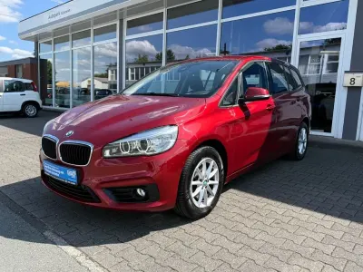 Gebraucht BMW 216 Gran Tourer Advantage 116 PS (85 kW) 2016 Rot Van / Kleinbus