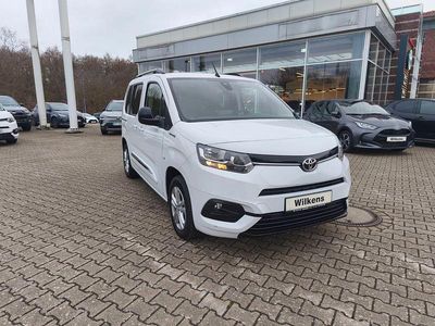 Gebraucht Toyota Proace Verso City 100 kW (136 PS) 2022 Icy white Kombi