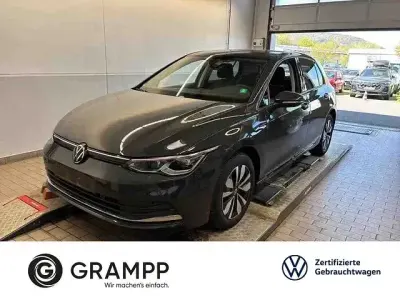 Gebraucht VW Golf VIII Move 150 PS (110 kW) 2024 Grau Limousine