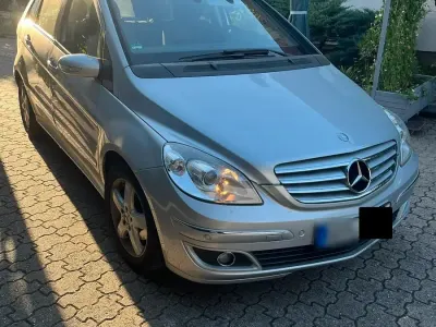 Gebraucht Mercedes B200 136 PS (100 kW) 2006 Silber Van / Kleinbus
