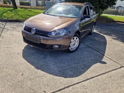 Second-hand VW Golf VII 140 CP (102 kW) 2013 Maro Break