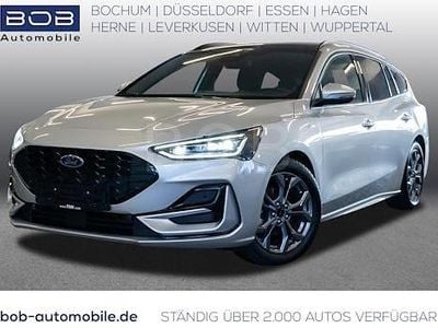 Grau Gebraucht 2024 Ford Focus ST-Line Limousine | 23.888 € (Guter Preis)
