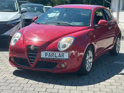 Gebraucht Alfa Romeo MiTo Turismo 95 PS (69 kW) 2009 Rot Kleinwagen