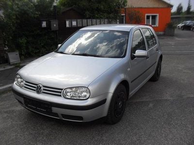 Silber Gebraucht 2002 VW Golf Limousine | 1.850 € (Fairer Preis)