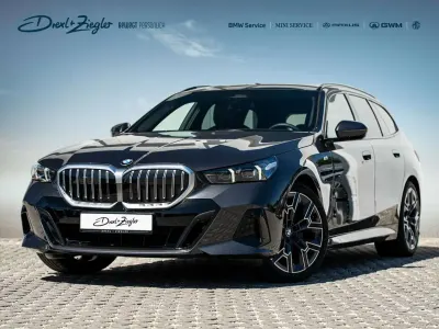Gebraucht BMW 520 M Sport 197 PS (144 kW) 2025 Sophistograu brillanteffekt metallic Kombi
