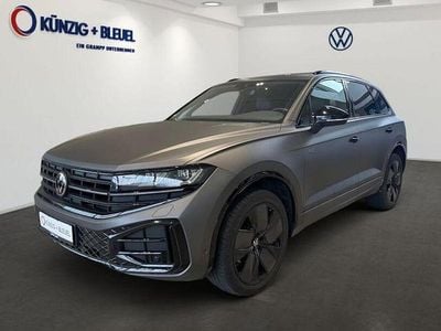 Gebraucht VW Touareg R-line 286 PS (210 kW) 2024 Siliziumgrau matt SUV