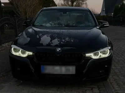 Gebraucht BMW 318 M Sport 136 PS (100 kW) 2017 Schwarz Limousine